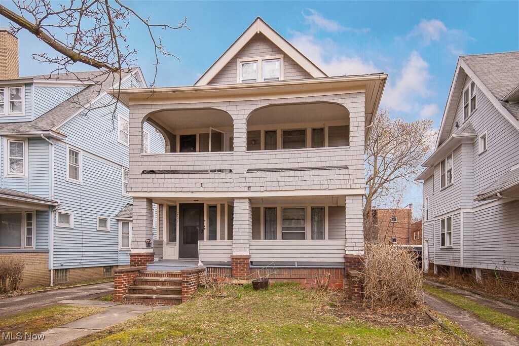 2671 Hampshire Rd-Unit -1 in Cleveland Heights, OH - Building Photo