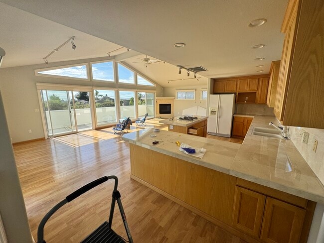 property at 506 Seacliff Dr