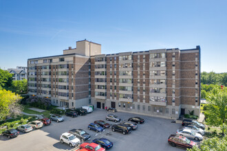 George C. King Tower in Calgary, AB - Building Photo - Building Photo