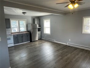 44 Bridge St in Phoenix, NY - Building Photo - Building Photo