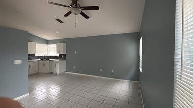 13773 NW 22nd St in Sunrise, FL - Building Photo - Building Photo