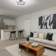 10190 E Bay Harbor Dr in Bay Harbor Islands, FL - Building Photo - Building Photo