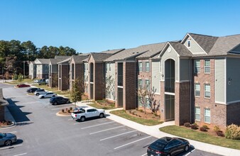 Emerald Creek Apartments in Greenville, SC - Building Photo - Building Photo