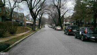 106 Denison St in Baltimore, MD - Building Photo