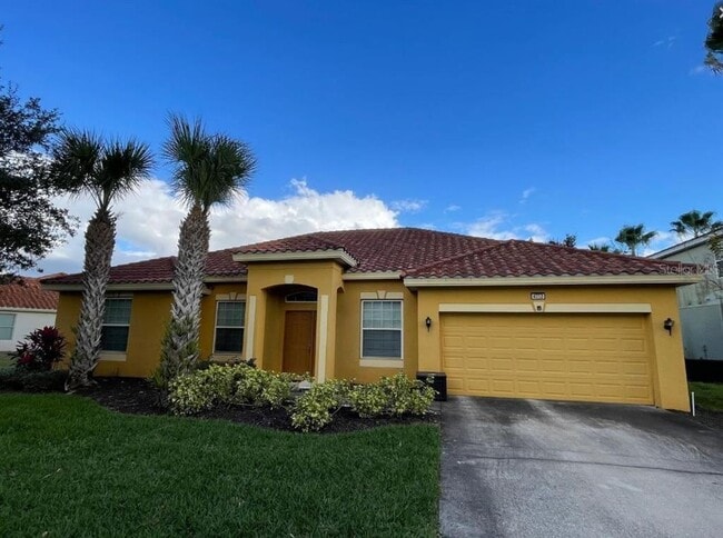 property at 4052 Oak Tree Dr