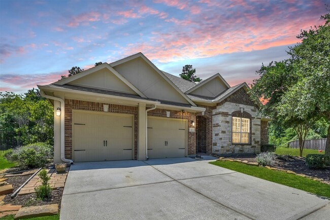 property at 10 Windsinger Court