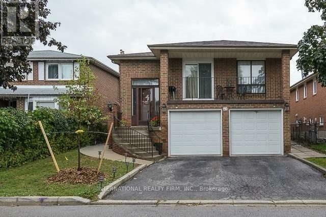 43 Quaker Ridge Rd in Vaughan, ON - Building Photo