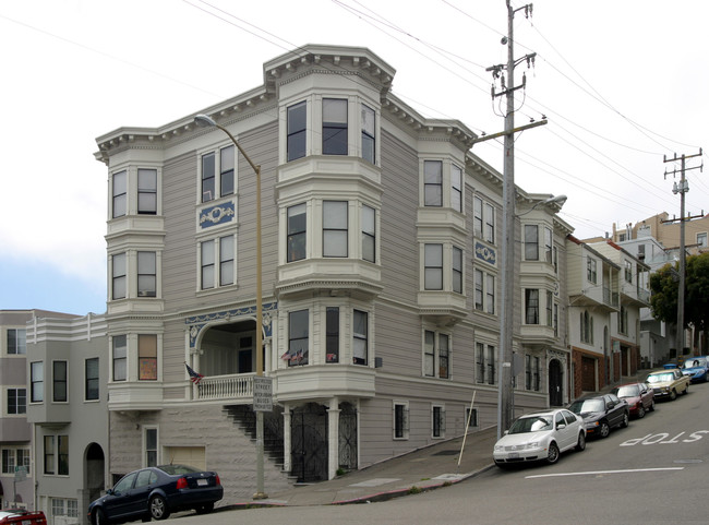 679-685 Francisco St in San Francisco, CA - Building Photo - Building Photo