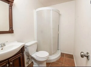 3226 North St, Unit Main House in San Angelo, TX - Foto de edificio - Building Photo