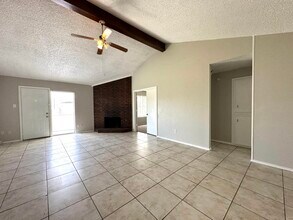 2210 88th St in Lubbock, TX - Building Photo - Building Photo