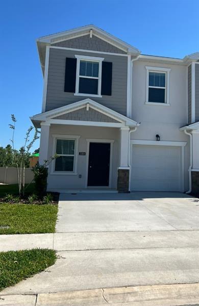 2584 Skyline Lp in Kissimmee, FL - Building Photo