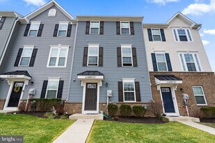 168 Bishop Wy in Dublin, PA - Building Photo