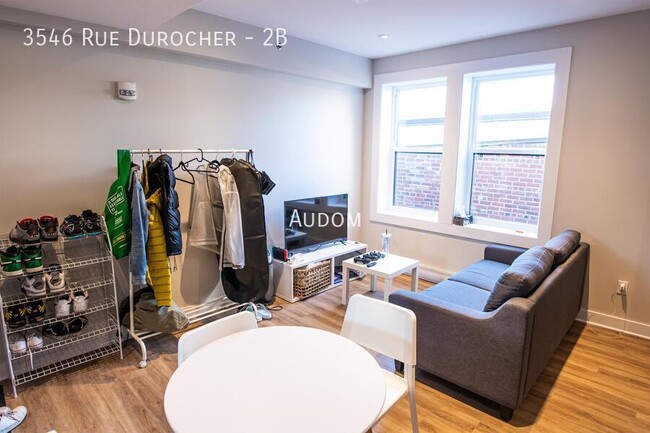 3546 Rue Durocher in Montréal, QC - Building Photo - Building Photo