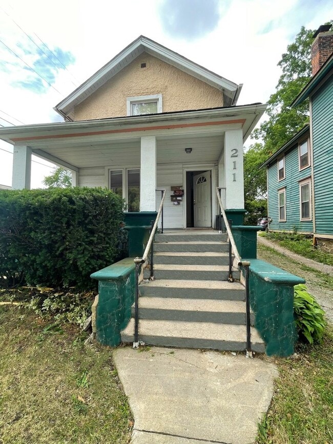 property at 211 Ballard St