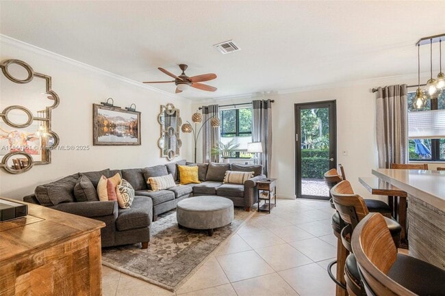 12125 Vaquero Trails Dr in Davie, FL - Building Photo - Building Photo