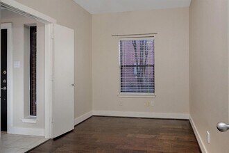 914 W 25th St in Houston, TX - Building Photo - Building Photo