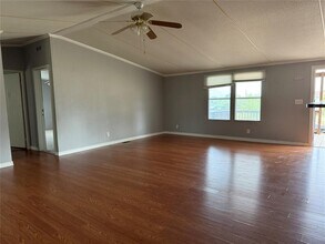 1110 Grandview Dr in San Marcos, TX - Building Photo - Building Photo