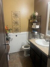 806 Early Dawn Way in San Jacinto, CA - Foto de edificio - Building Photo