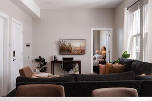736 N Throop St, Unit SI FL4-ID1514880P in Chicago, IL - Building Photo