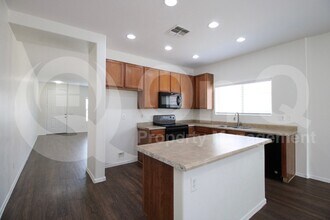 2839 W Allens Peak Dr in San Tan Valley, AZ - Building Photo - Building Photo