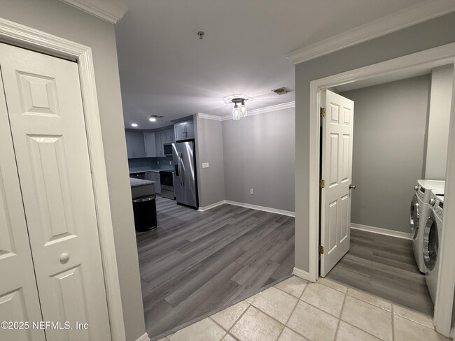 3591 Kernan Blvd S in Jacksonville, FL - Building Photo - Building Photo