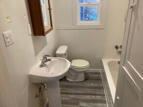 19 14th St in Eureka, CA - Building Photo - Building Photo