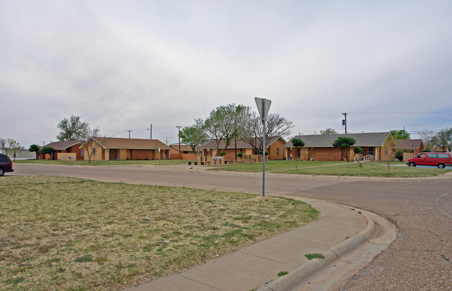 1000 6th St in Slaton, TX - Building Photo - Building Photo