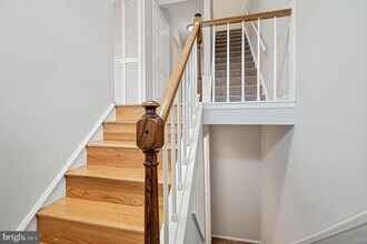 10661 High Beam Ct in Columbia, MD - Building Photo - Building Photo