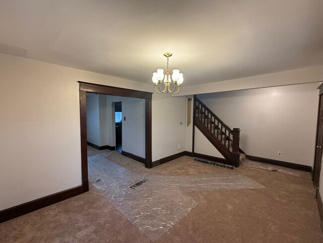 4513 5th Ave in Beaver Falls, PA - Building Photo - Building Photo