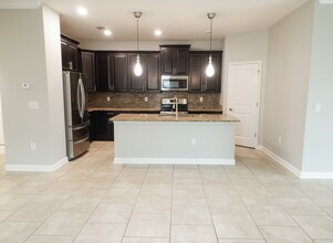 2169 Lakeside Ave in Davenport, FL - Building Photo - Building Photo