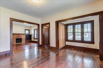 321 Chautauqua in Wichita, KS - Building Photo - Building Photo