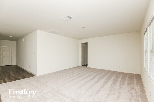 8356 Hawkview Dr in Fort Worth, TX - Building Photo - Building Photo