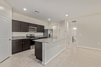 3905 S 244th Dr in Buckeye, AZ - Building Photo - Building Photo