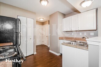 2711 Liberty Landing Ct in Florissant, MO - Building Photo - Building Photo