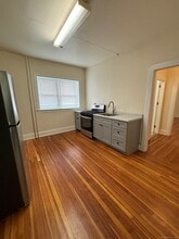 375 Greenwich Ave in Greenwich, CT - Building Photo - Building Photo