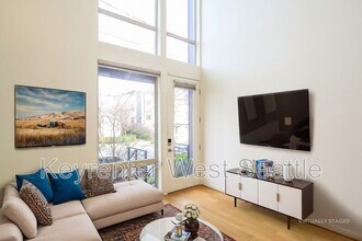 4027 California Ave SW in Seattle, WA - Building Photo - Building Photo