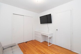 304e E 95th St in New York, NY - Building Photo - Building Photo