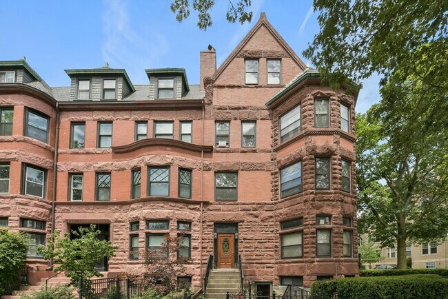 1774 Beacon St in Brookline, MA - Building Photo - Building Photo