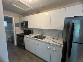 6317 SW 18th St in Miramar, FL - Building Photo - Building Photo