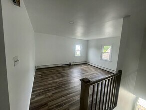 1721 Ferndale Ave, Unit 2 in Roslyn, PA - Building Photo - Building Photo
