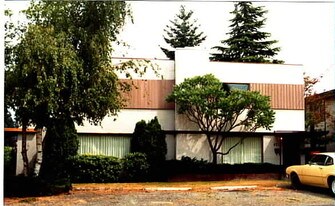 4713 Vesper Dr in Everett, WA - Building Photo