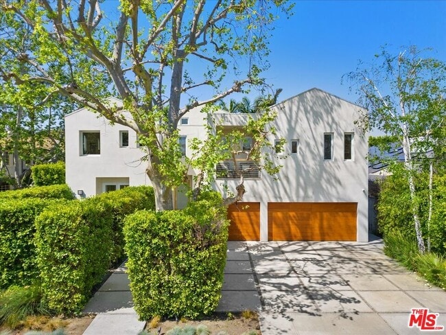 211 S Valley St in Burbank, CA - Building Photo - Building Photo