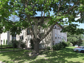 18 Arthur Ave SE in Minneapolis, MN - Building Photo - Building Photo