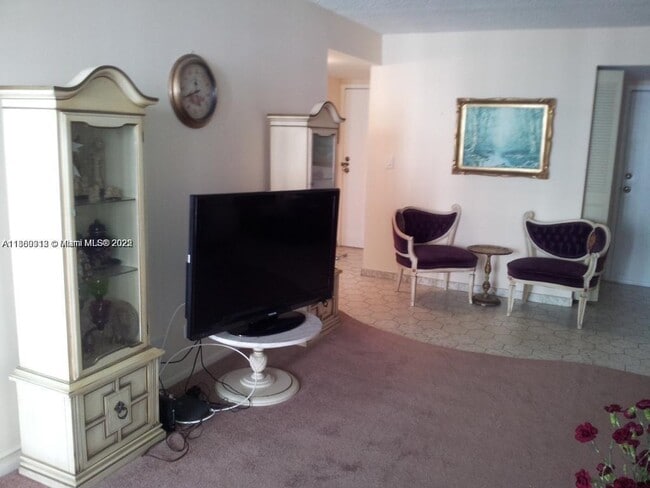 250 174th St