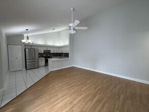 1204 Timberlane Cir in Greenacres, FL - Building Photo - Building Photo