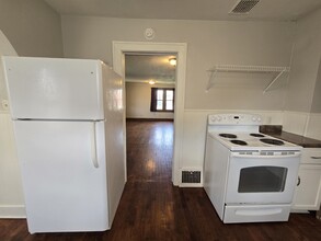 120 S Meridian Ave in Wichita, KS - Building Photo - Building Photo
