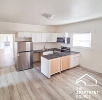 8930 S Baltimore Ave, Unit 2 in Chicago, IL - Building Photo