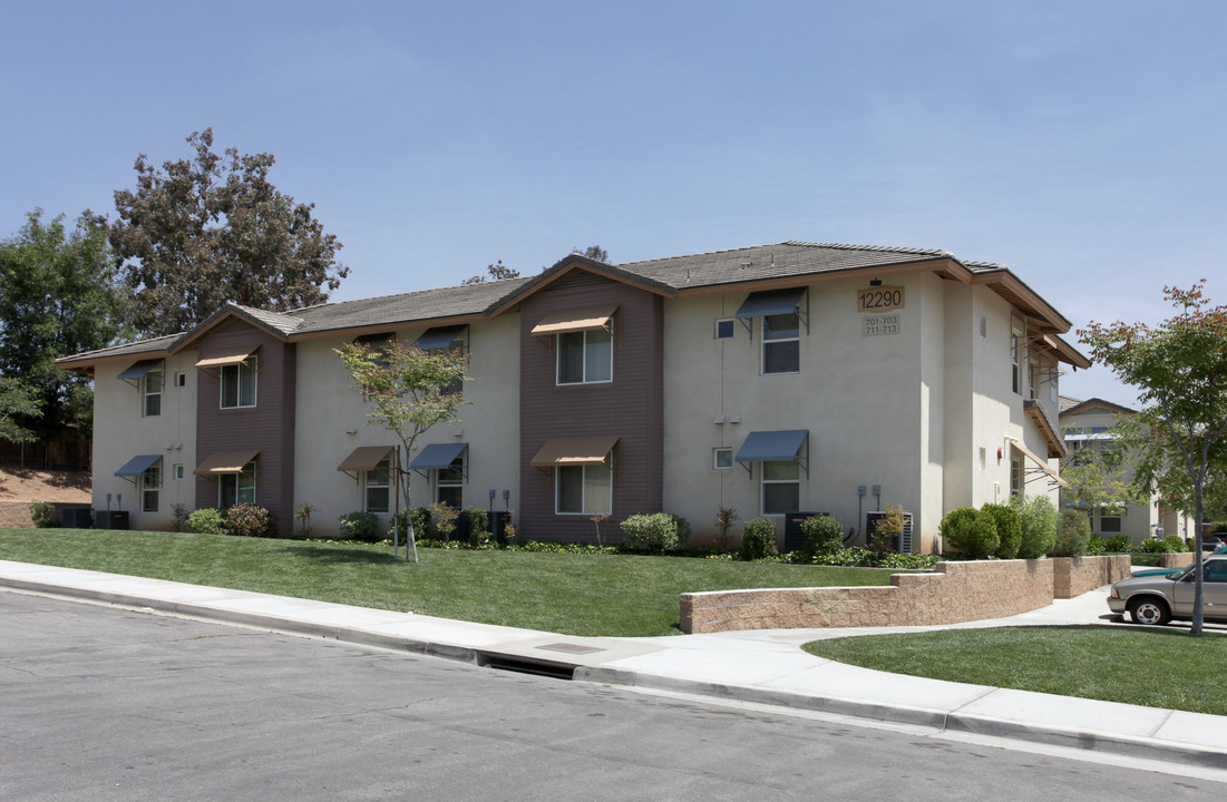 Casitas Del Valle in Moreno Valley, CA - Building Photo