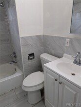 48 Thomas St in Buffalo, NY - Building Photo - Building Photo