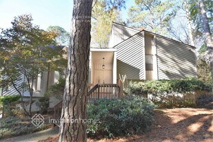 10780 Shagbark Trail in Roswell, GA - Building Photo